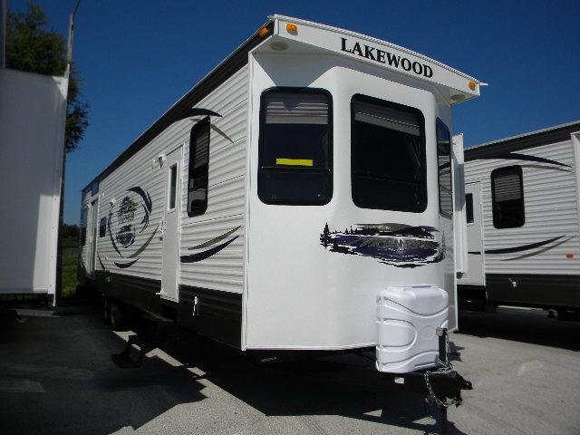 New 2012 Dutchmen LAKEWOOD 400RLP Park Model For Sale